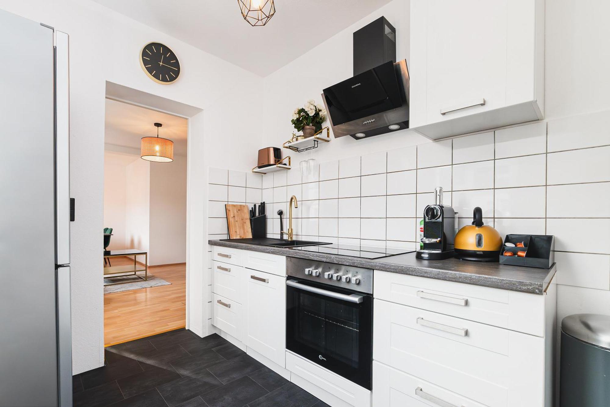 Smart Home - Wuppertal - Perfect For 4 Guests! Central - Netflix - Schwebebahn - Free Parking Zone Exterior photo