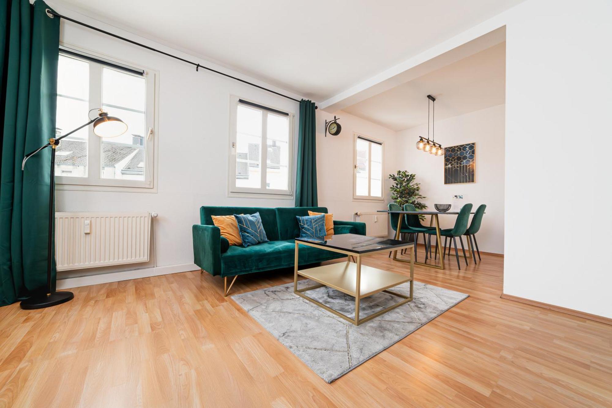 Smart Home - Wuppertal - Perfect For 4 Guests! Central - Netflix - Schwebebahn - Free Parking Zone Exterior photo